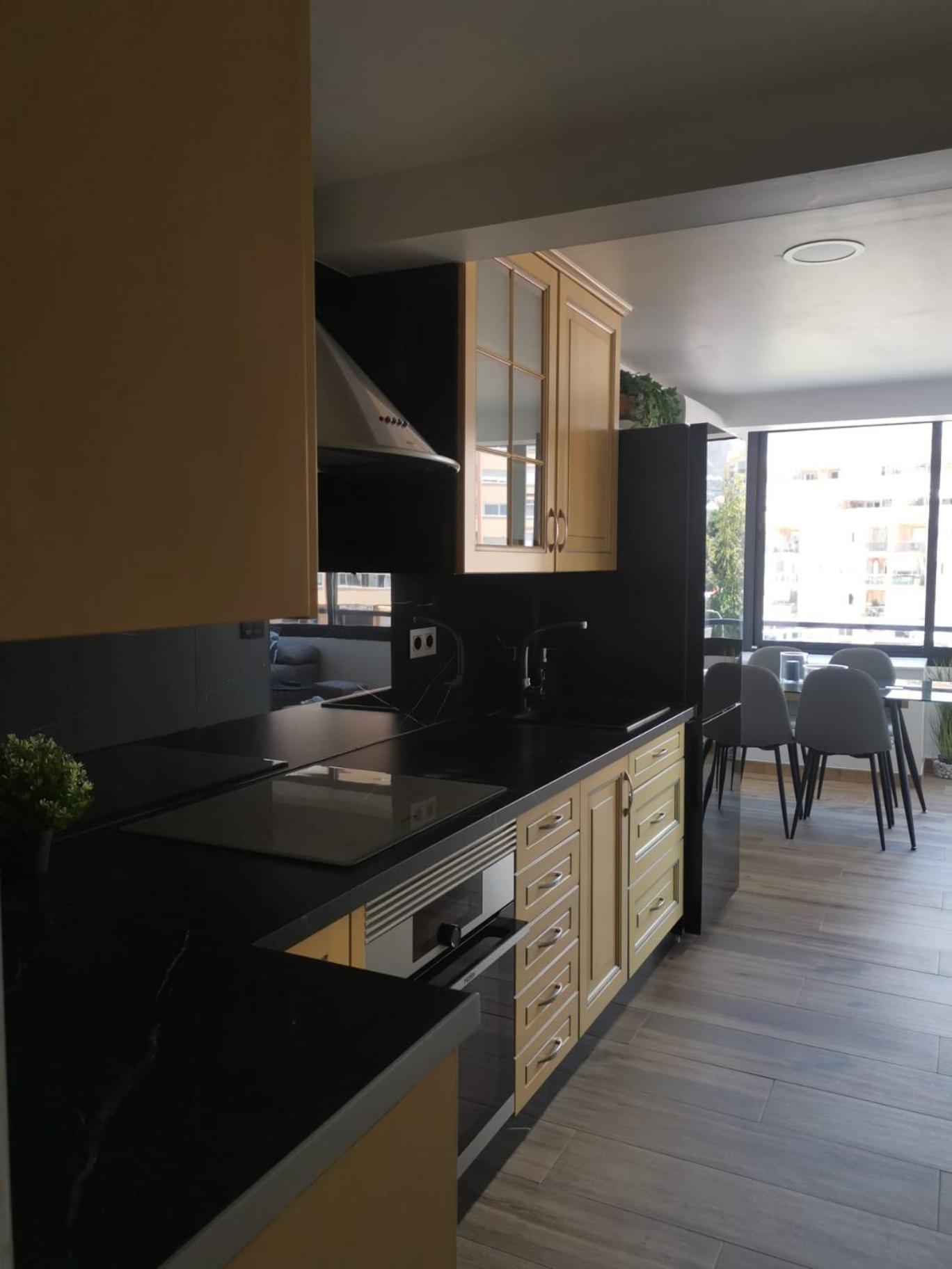 Blue Ocean Apartments Беналмадена Екстериор снимка